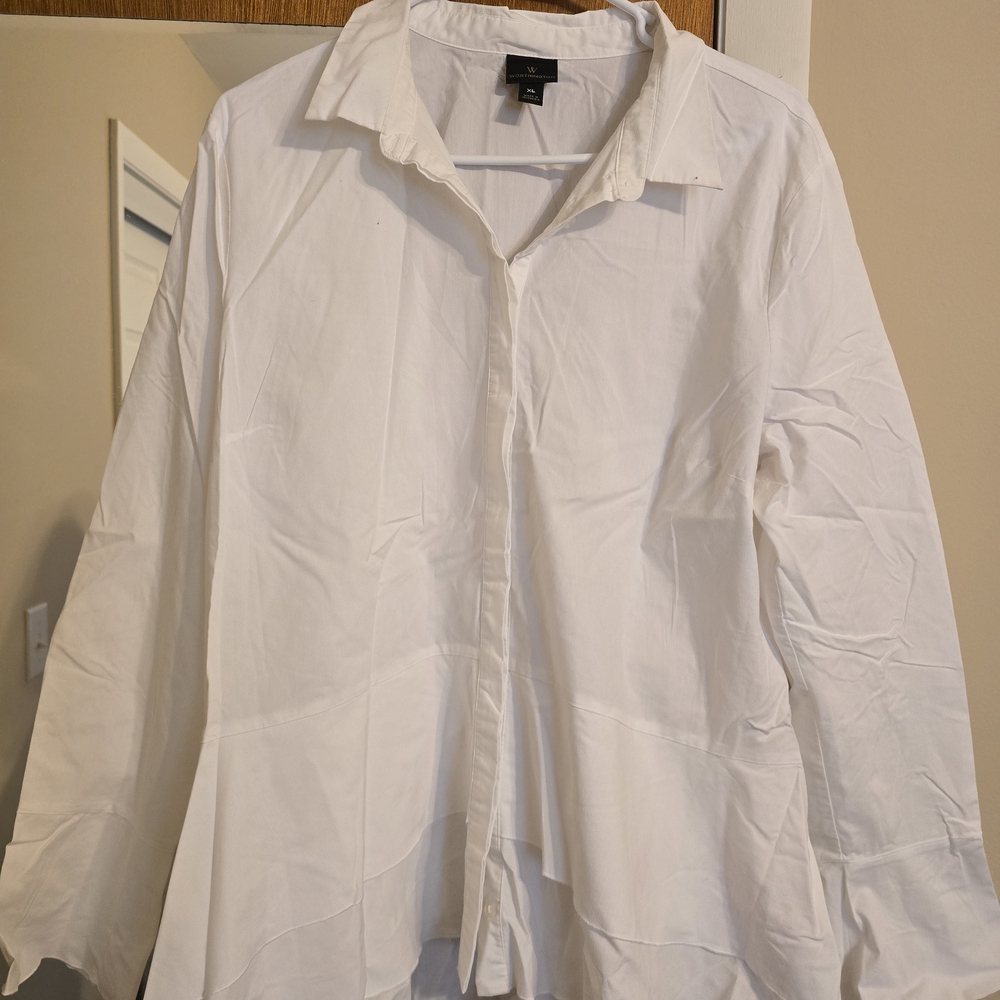 Worthington Women's Crisp White Button Down Shirt